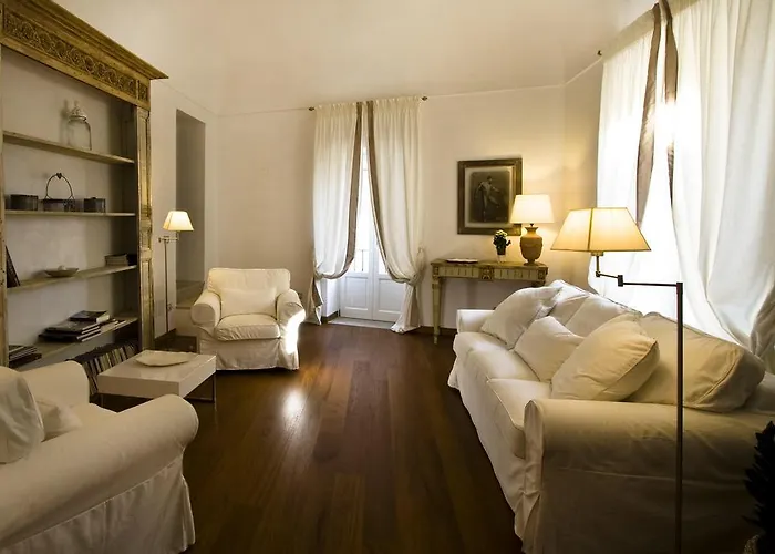 Palazzo Spagna Ferienhaus *