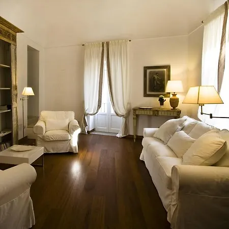 Palazzo Spagna Σπίτι διακοπών *